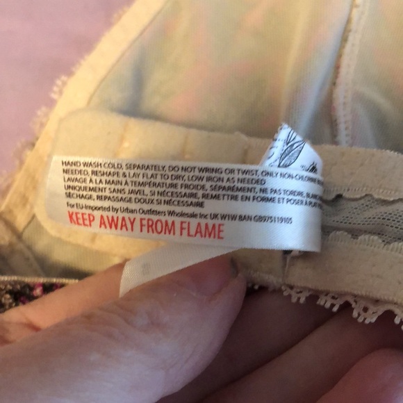 HOST PICK 🎉🎉🎉🤩🤩🤩 Free People Bra Size Large - Picture 8 of 8